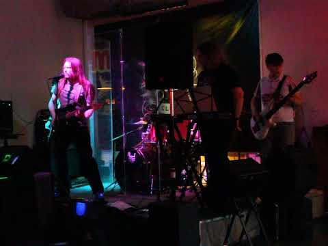 QueenField - I Want To Break Free (Jimi Club, Moscow, 21st July 2018)