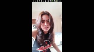 Download lagu Tante Cantik Kesepian, Nunggu Suami Sambil Main Bigo mp3