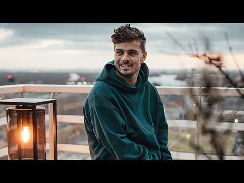 Martin Garrix - Animals vs Dada Life - Freaks Have More Fun