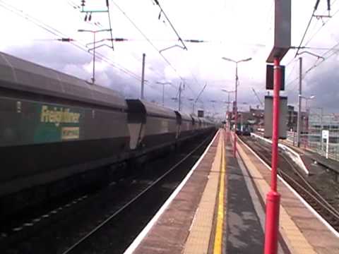 Freightliner 66514 passing Wigan North Western Northbound 26th March 2010