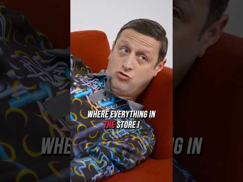 Dan Flashes Has The Most Complicated Patterns #ithinkyoushouldleave #comedy #netflix #fypage