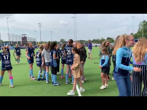 Hockeymeisjes Orée feesten