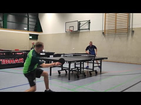 NRW-Liga beim DJK Franz-Sales-Haus in Essen - Kai Schlowinsky vs Tobias Feldmann
