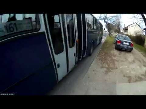 Elengedem a buszt - I let the bus go