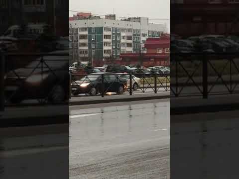 Драка с таксистом из-за 100 рублей