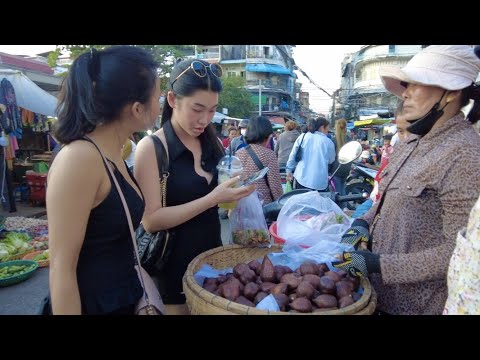 Lifestyle Vendor In Market - Kandal Market Scene & More - Cambodia