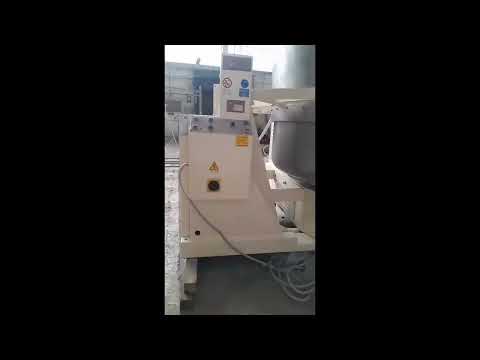 video 2, Pétrin spirale auto basculant 150 kg de farine