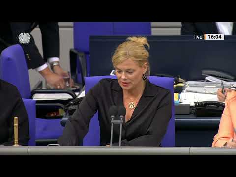 Ministerin Prien: Bildungs- und Familien­politik künftig aus einem Guss