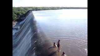 preview picture of video 'Flagrante no sangradouro da barragem do Trici em Tauá.'