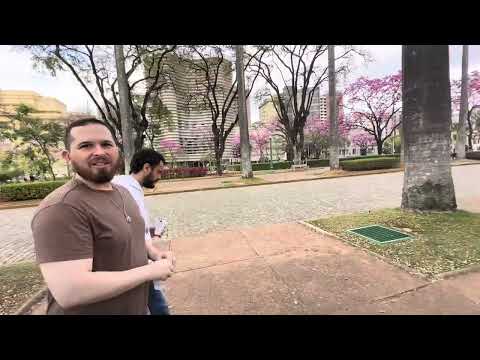 O BLT (Viajante Cego e de Baixa Visão) Praça da Liberdade Belo Horizonte