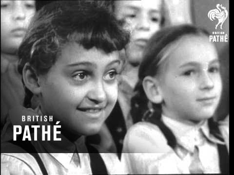 Hungarian Children Hear Menuhin (1958)