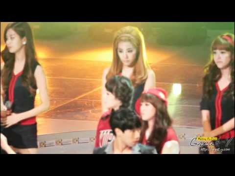 [Fancam] 10.11.06 SNSD - Ending