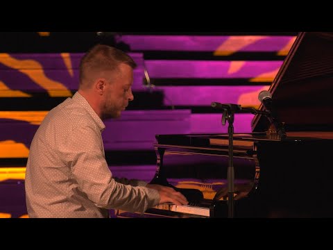 CMC NEWS 25.08.2020. - Matija Dedić, Mladen Grdović, Nina Donelli, Sara Renar, klapa Žrnovnica