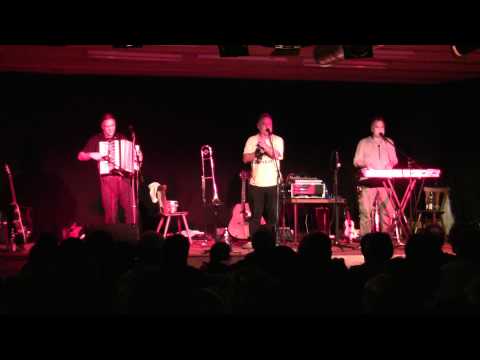 GRACHMUSIKOFF TRIO - " Heimatlied " - Rottenburg-Oberndorf " Kulturgarage " 5.2.2011