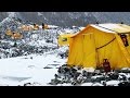 Footage Of The Alarming Moments Before The Everest Avalanche