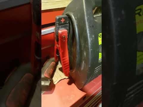 Review on the Solar Pro-Logix PL2310 battery charger and the Rescue 900 portable power pack