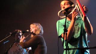 Dizraeli & The Small Gods - Never Mind It's A Very Short Life (live at Wychwood festival - 10/06/12)