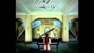 Leandra - Tyberi folla (with lyrics)