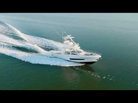 2017 Boston Whaler 420 Outrage Seas The Day Video