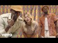 Toofan - La vie là-bas ft. Louane Toofan - La vie là-bas ft. Louane