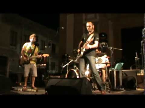 Garbaldi Surf (live at Rock The Casbah ) _ Bananalonga