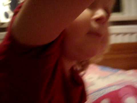 Nova arg och vill ringa Mormor