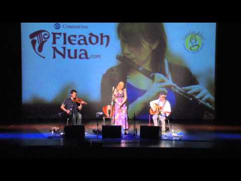 Muireann Nic Amhlaoibh, Liam Flanagan, Dónal Clancy-clip 2: Traditional Irish Music on LiveTrad.com