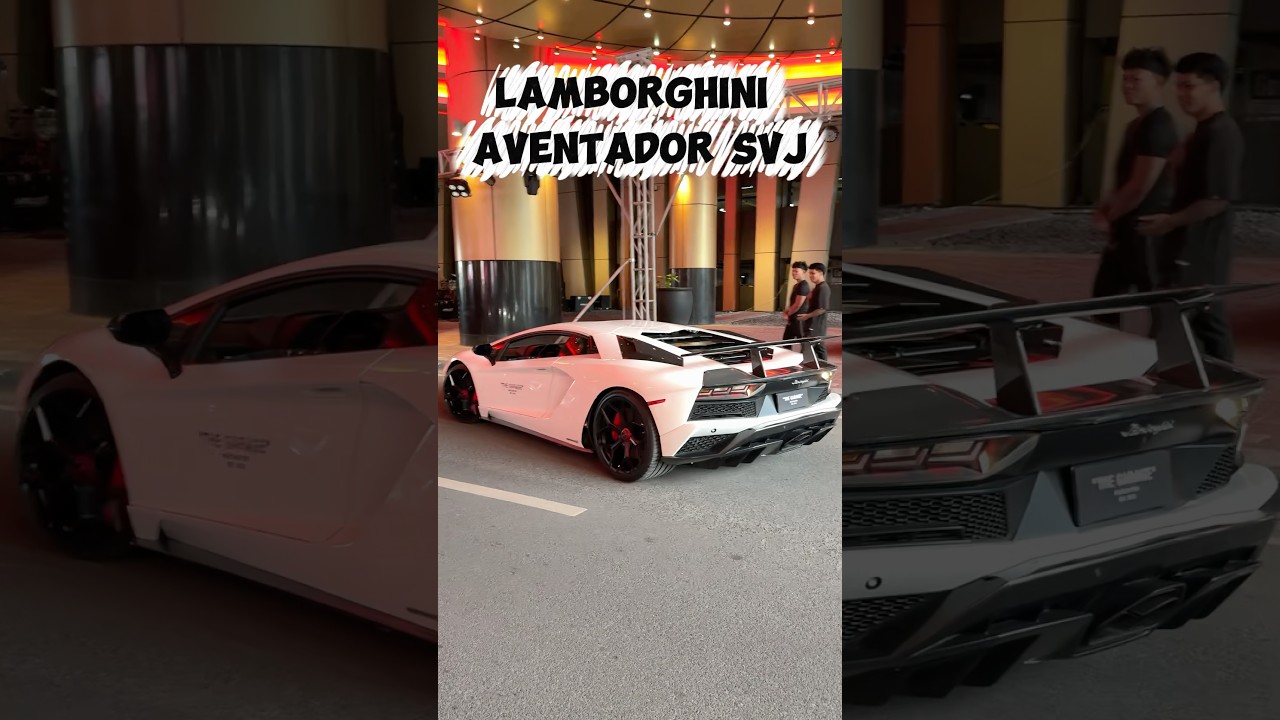 Lamborghini Aventador SVJ...