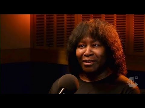 Joan Armatrading interview in Sydney [HD] Life Matters, ABC Radio National