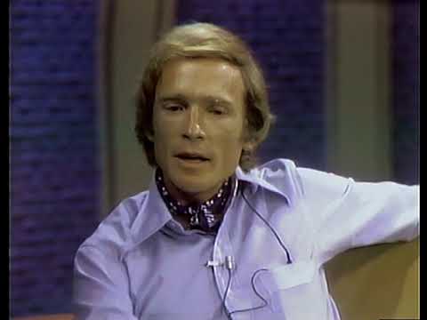 Katharine Hepburn Interview 2/3 - Dick Cavett Show (1973)