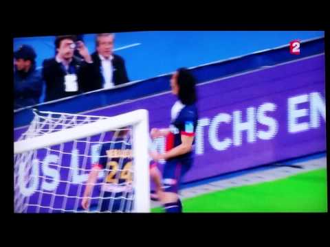 But Cavani Lyon-PSG Finale