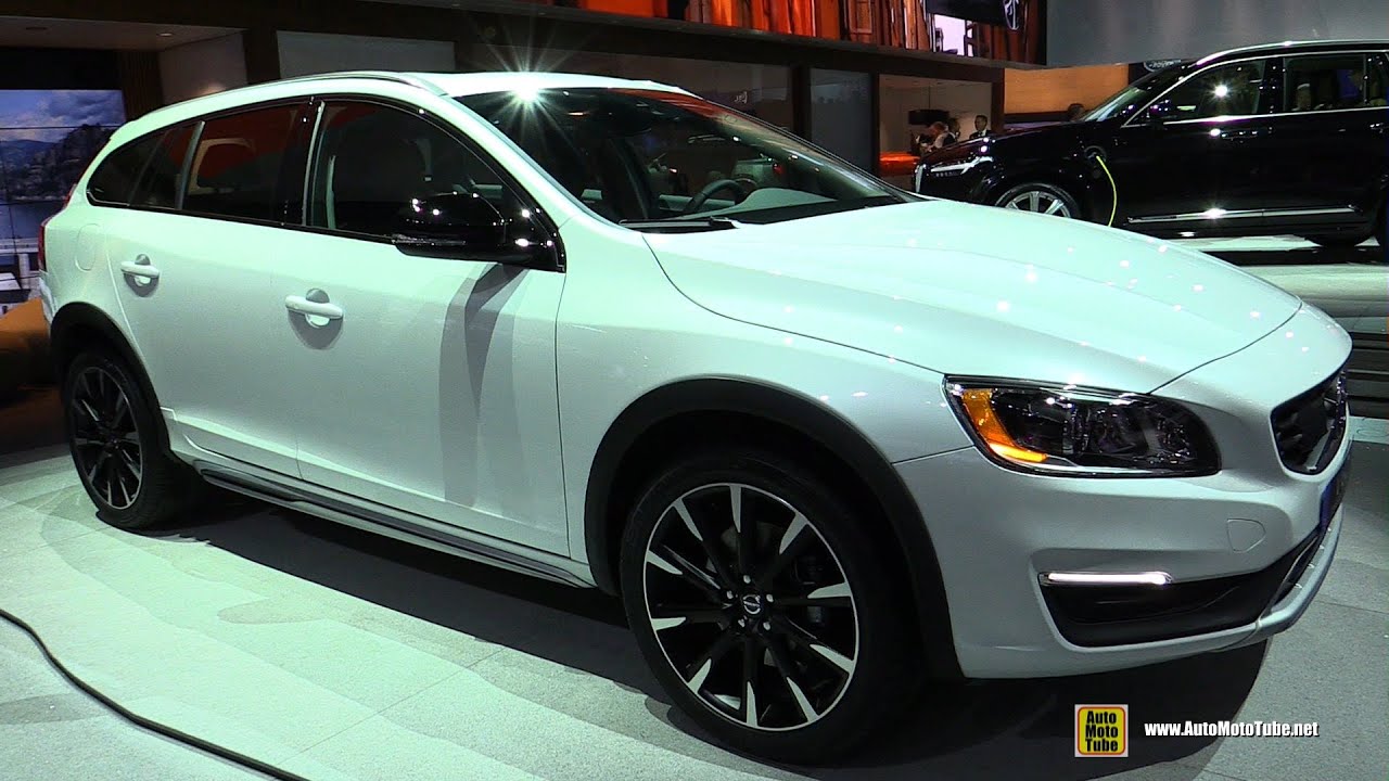 2015 Volvo V60 T5 AWD Cross Country - Exterior and Interior Walkaround - Debut at 2014 LA Auto Show