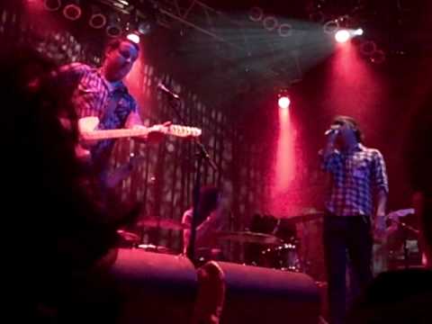 Living Suns - Dogtime (HOB Anaheim 1-9-09)