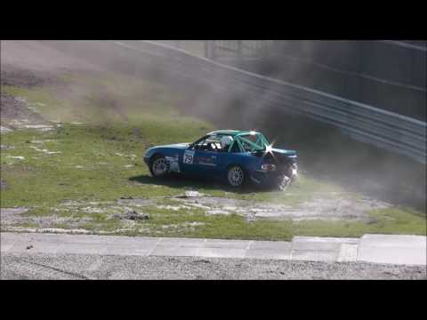 HARD Mazda Crash Assen