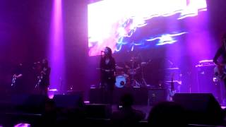 Dum Dum Girls - Too True to Be Good - Converse Rubber Tracks Live (Plaza Condesa 10-07-14)