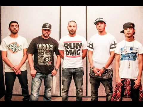 Muslim New Ft Ahmed Soultan, Dizzy Dros,  Manal BK, - Mantsayadch (clip Officiel)