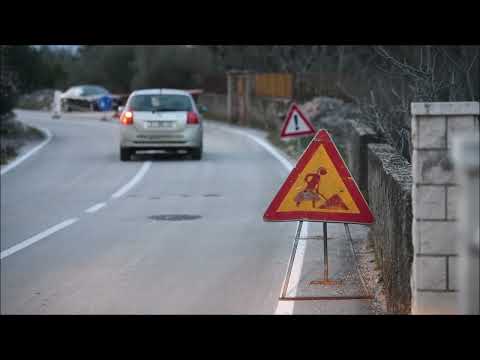 Neobičan prometni znak privlači pažnju brojnih hrvatskih vozača