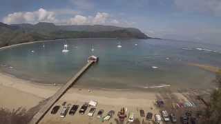 preview picture of video 'Flight over Hanalei Bay'