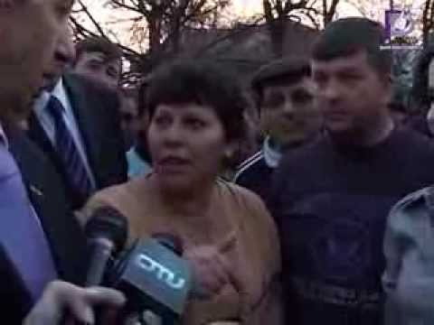 Dan Diaconescu, omul care a îmbrățișat peste un milion de români! Laloșu, Vâlcea, Romania