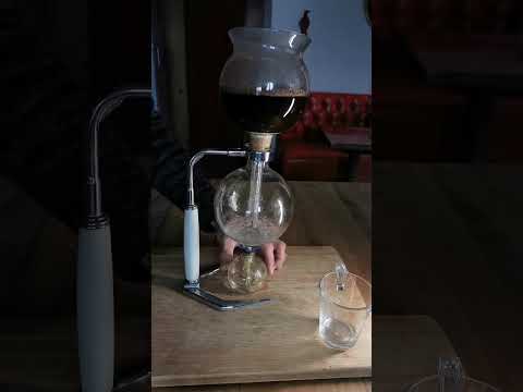 c'est l'heure du café (cafetière Hellem)