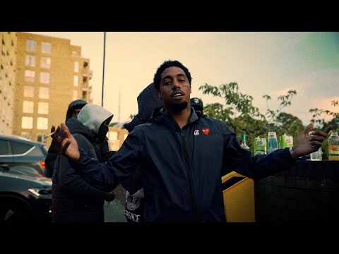 Recky - TrapMade 🏚️ (Music Video)