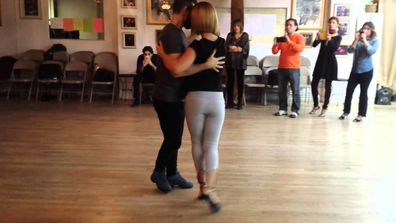 Argentine Tango workshop - turns:Claudio Gonzalez & Julia Urruty-Al Compas de un Tango