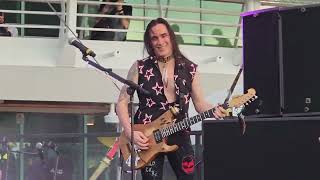 EXTREME Live &quot;Cupid&#39;s Dead&quot; on the Monsters of Rock Cruise 2023 Pool Stage