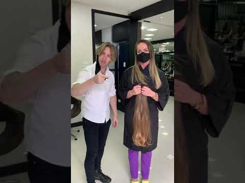 DE LOIRA PARA MORENA ILUMINADA E COM UM LINDO MEGA HAIR .