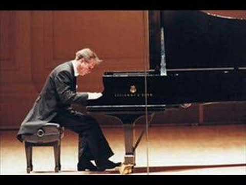 Mikhail Pletnev plays Chopin Mazurka op. 17 no. 4 - live 1993