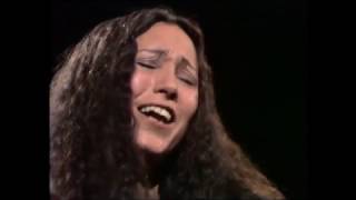Julie Felix - Lady with the braid -  Live 1974