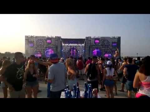 Tommy Trash Veld Toronto 2014 -Main Stage Day 2 - VIP