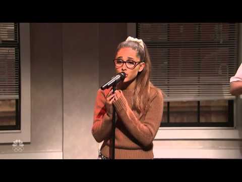 Ariana Grande Parodia Whenever Wherever de Shakira en Saturday Night Live
