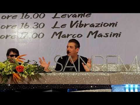 Gabbani e i migranti: "Siamo italiani in un universo più grande" Gabbani e i migranti: "Siamo italiani in un universo più grande"