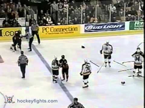 Scott Nichol vs Andy Hilbert Nov 26, 2002